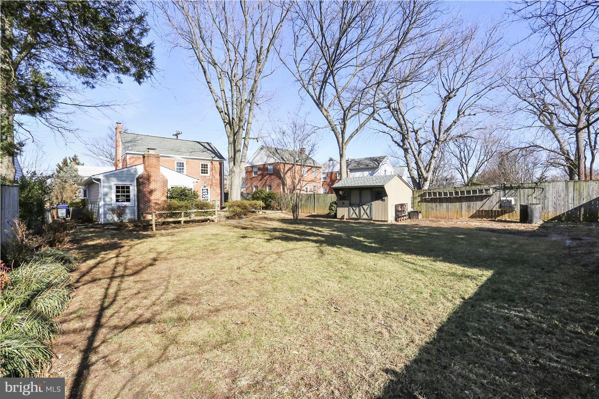1812 Brisbane Street Silver Spring, MD 20902 - Photo 23 of 30 Yard and Shed