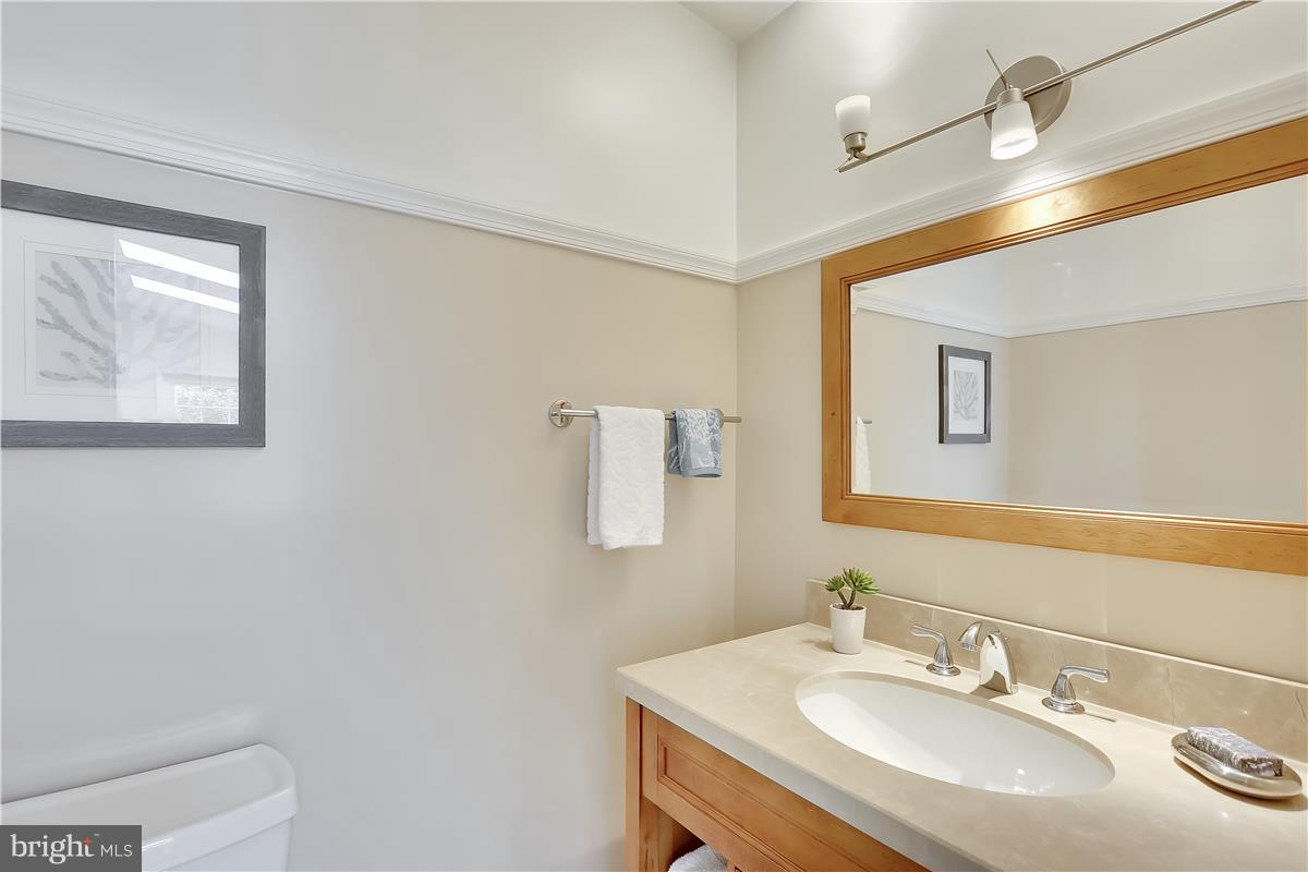 1812 Brisbane Street Silver Spring, MD 20902 - Photo 10 of 30 Main Level Powder Rooom