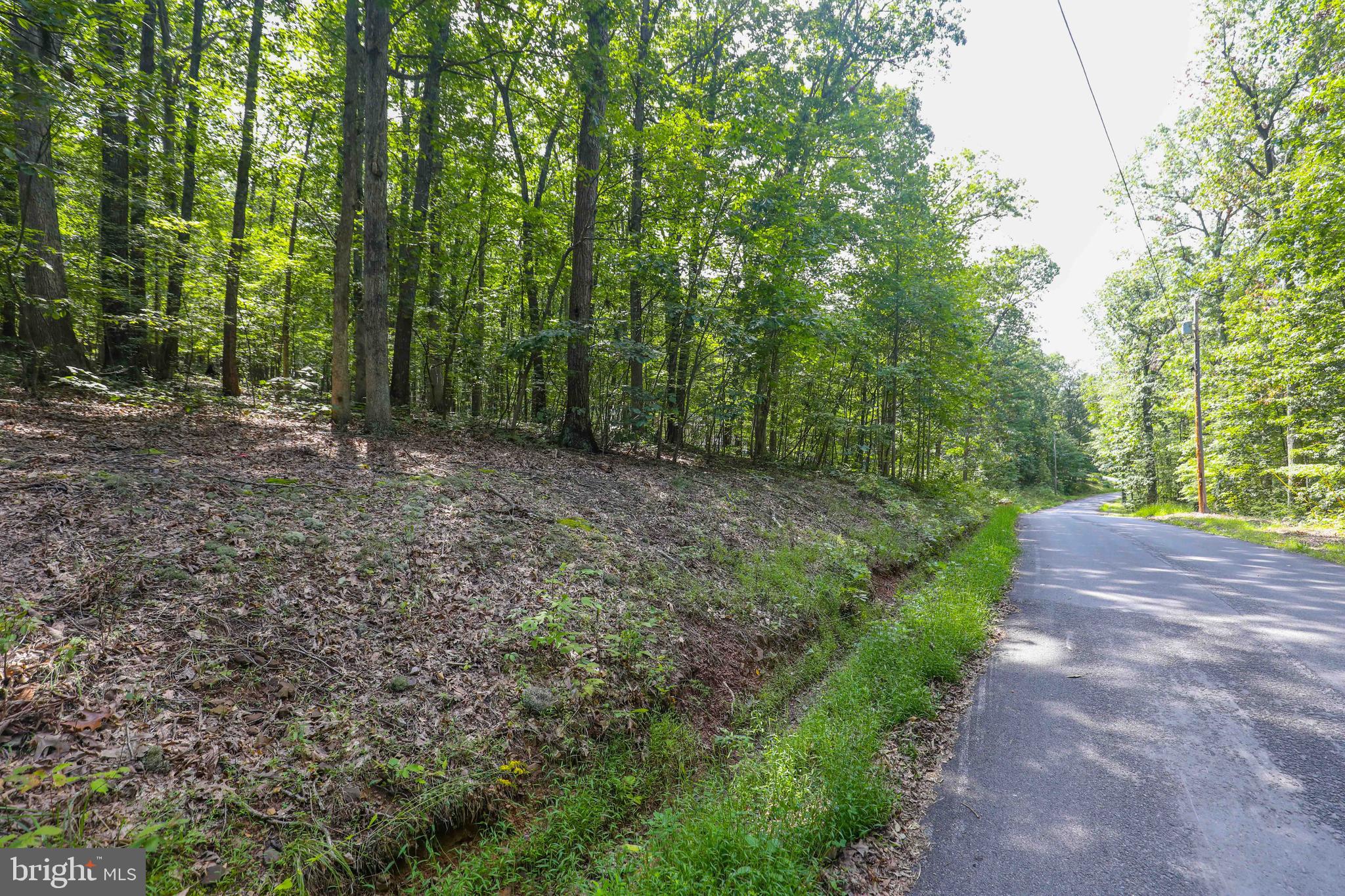 1 Fulton Road Hedgesville, WV 25427 - Photo 4 of 5 Gallery Image 4