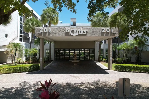 $2,600 | 201 178th Drive, Unit 423, Sunny Isles Beach, FL 33160