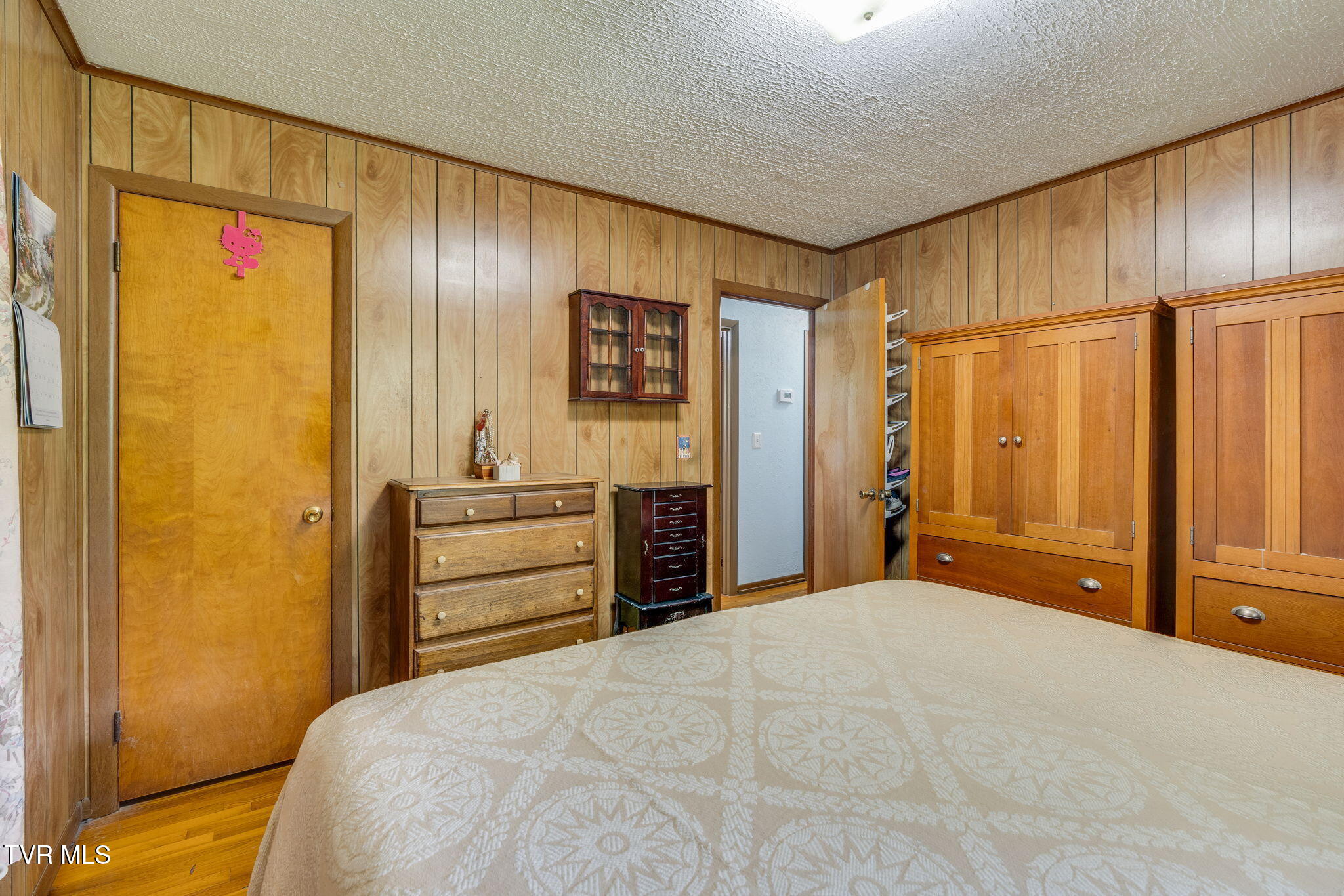 397 Buncombe Road Blountville, TN 37617 - Photo 11 of 49 011