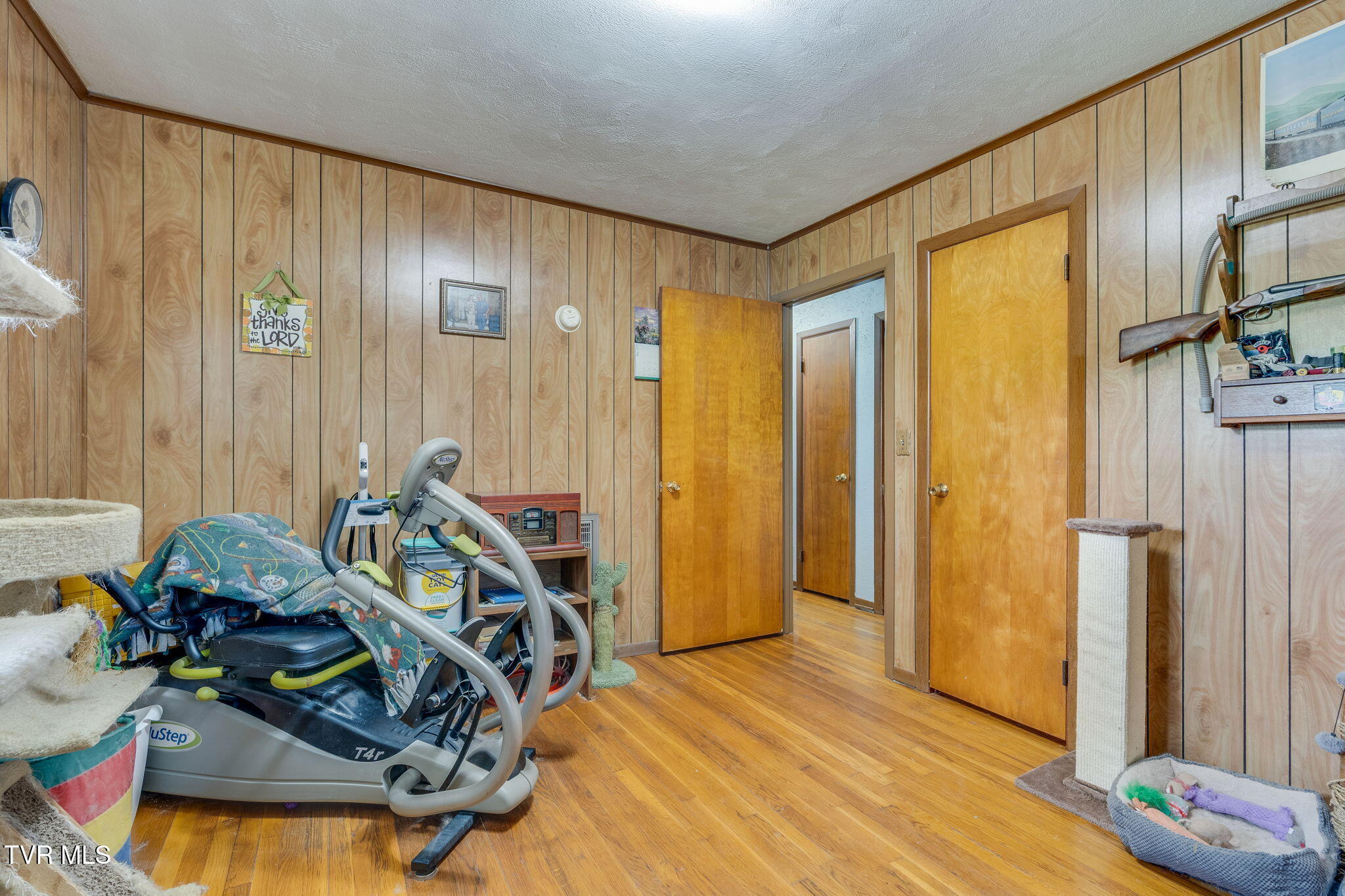 397 Buncombe Road Blountville, TN 37617 - Photo 13 of 49 013