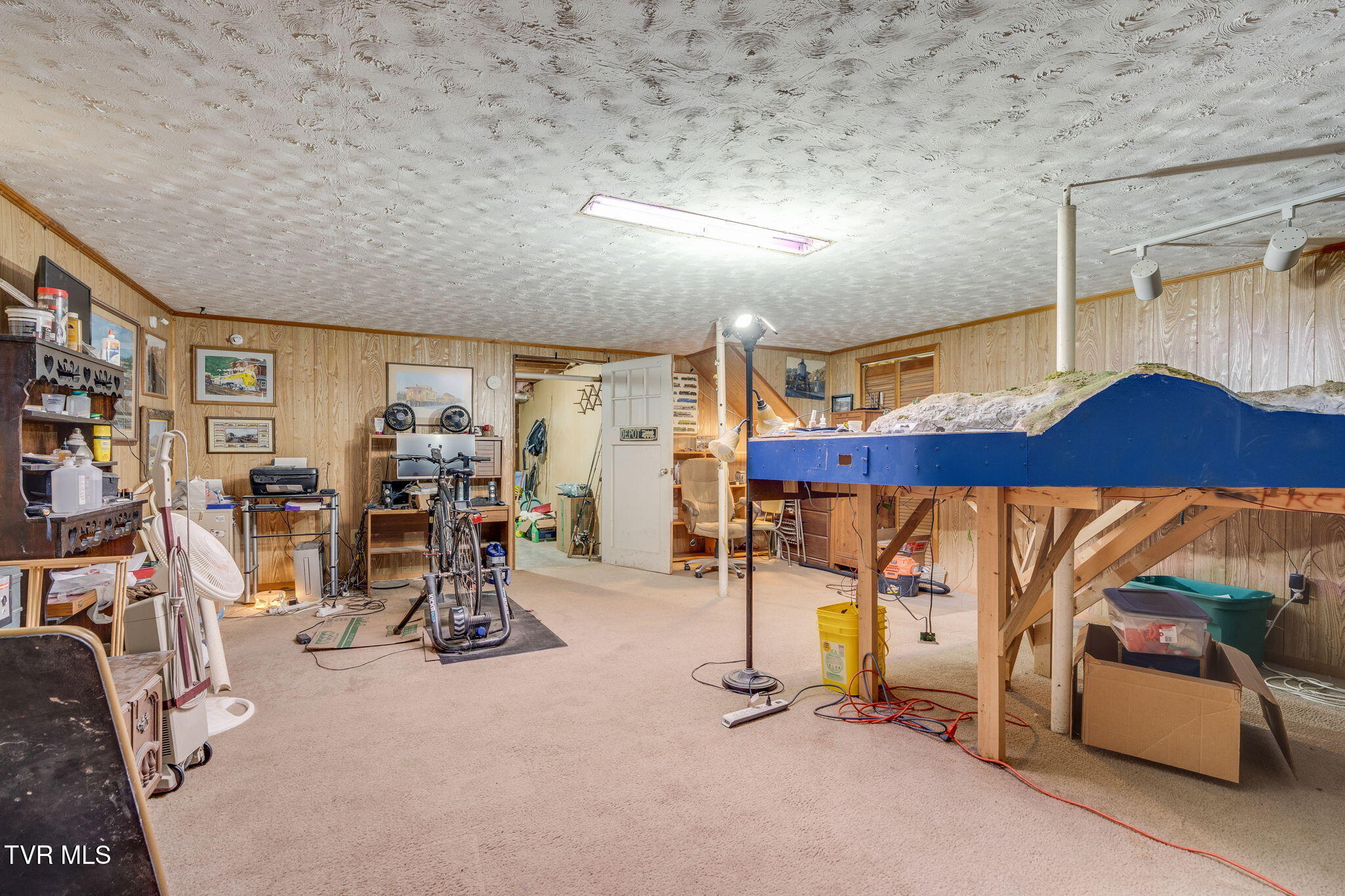 397 Buncombe Road Blountville, TN 37617 - Photo 23 of 49 023