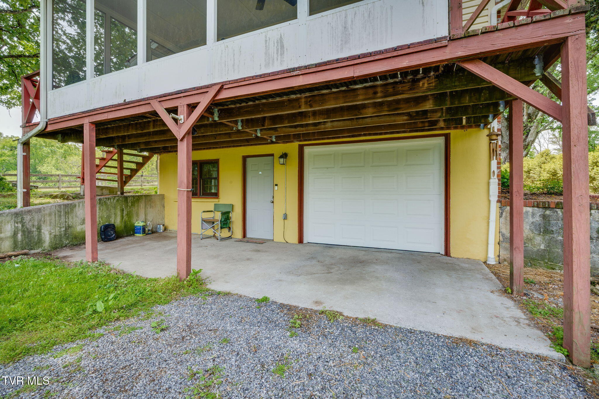 397 Buncombe Road Blountville, TN 37617 - Photo 27 of 49 027