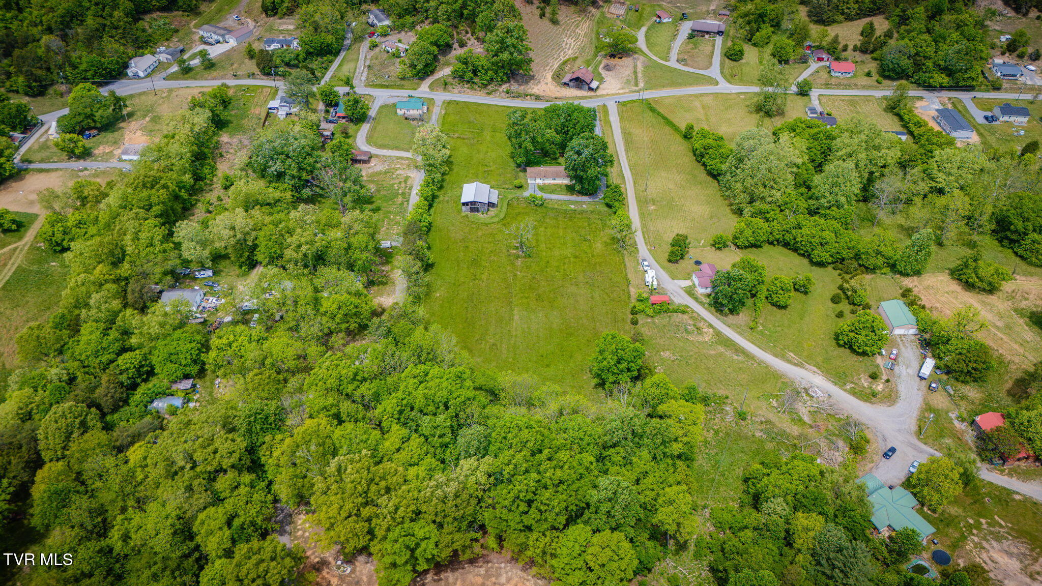 397 Buncombe Road Blountville, TN 37617 - Photo 45 of 49 105