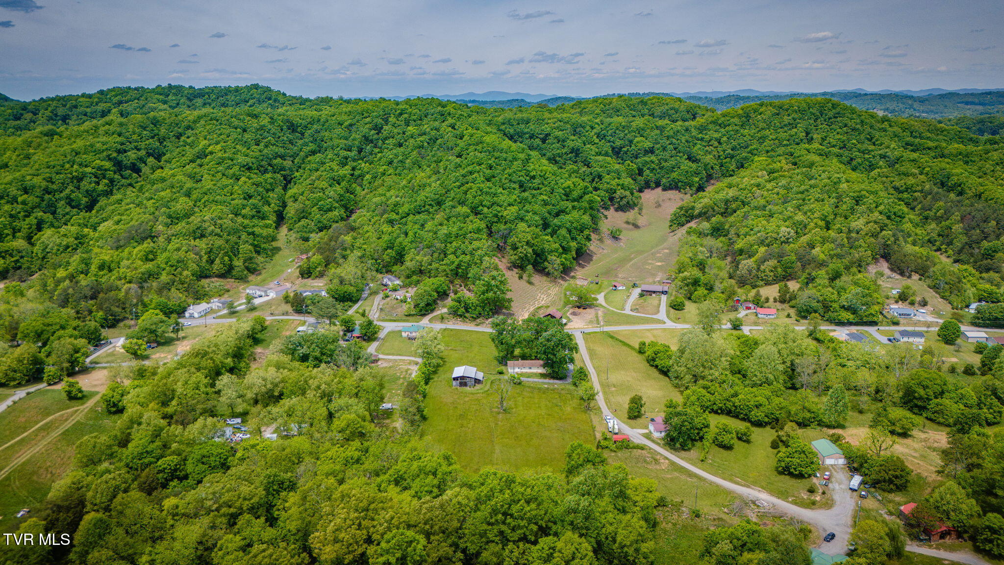 397 Buncombe Road Blountville, TN 37617 - Photo 46 of 49 106