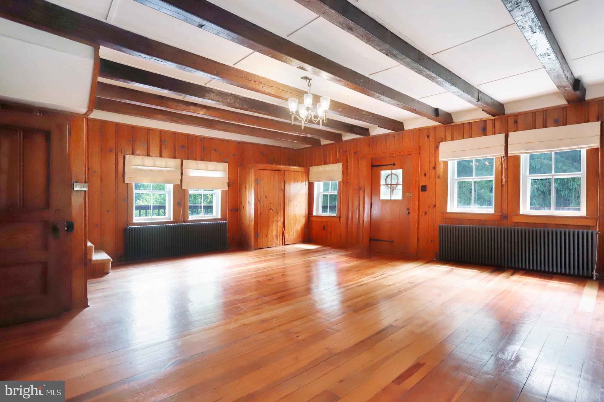 13286 Mummert Road Clear Spring, MD 21722 - Photo 8 of 46 Gallery Image 8