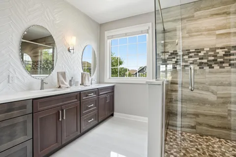$1,025,000 | 863 Sylvia Lane, Crown Point, IN 46307