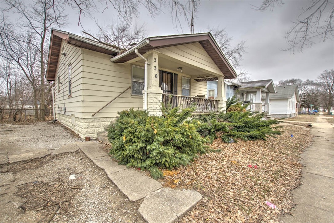 330 West Garfield Avenue Decatur, IL 62526 - Photo 2 of 14 Gallery Image 2
