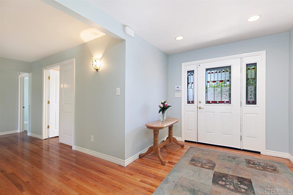 628 Hillsview Road El Cajon, CA 92020 - Photo 4 of 25 Gallery Image 4