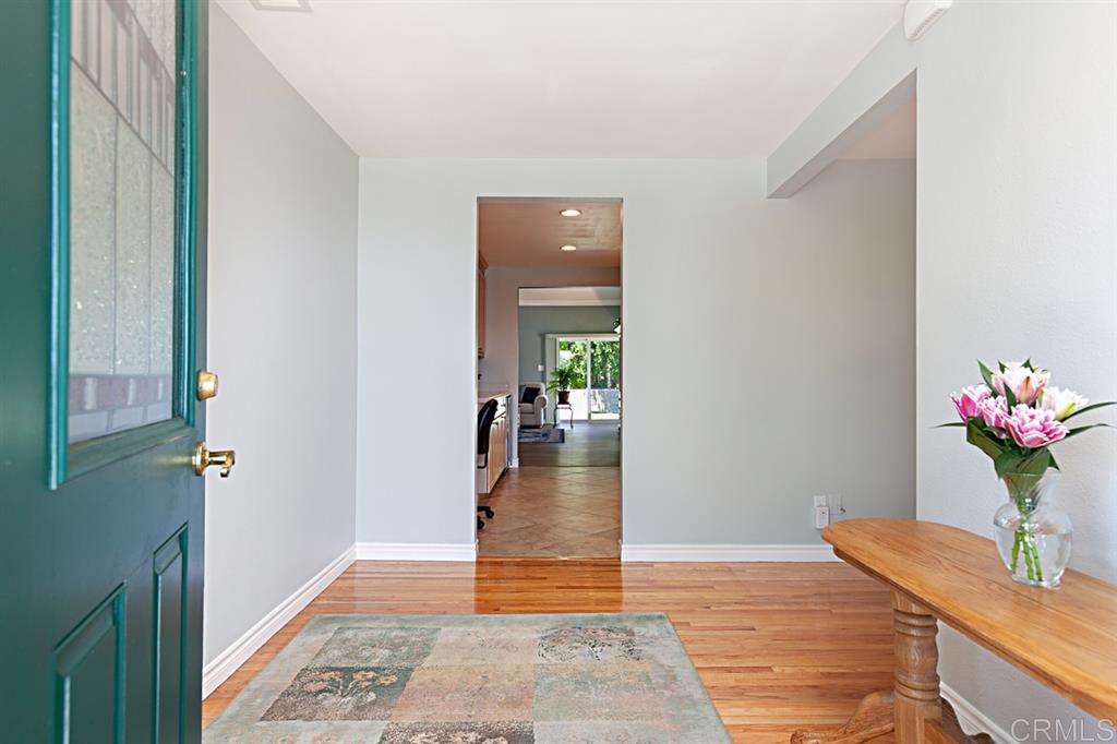628 Hillsview Road El Cajon, CA 92020 - Photo 5 of 25 Gallery Image 5