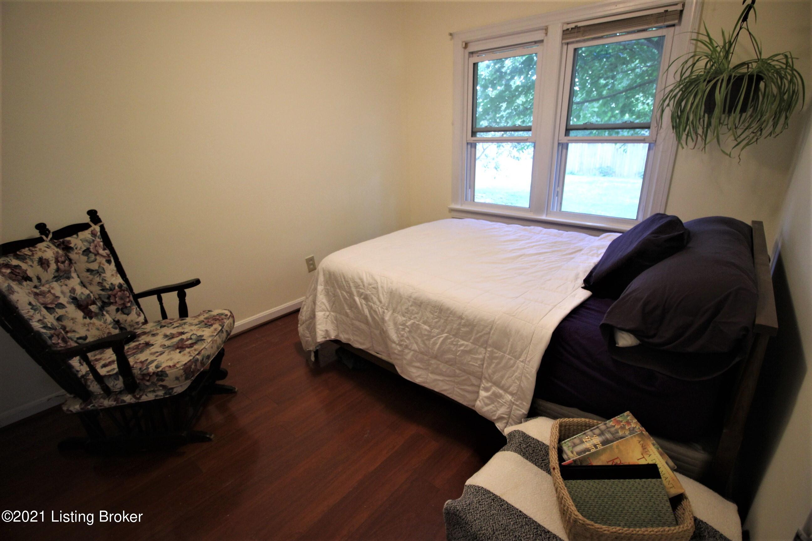 2620 Alanmede Road Louisville, KY 40205 - Photo 20 of 27 Bedroom 2