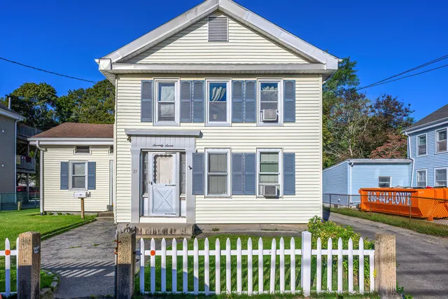 $370,000 | 77 Mechanic Street, Stonington, CT 06379
