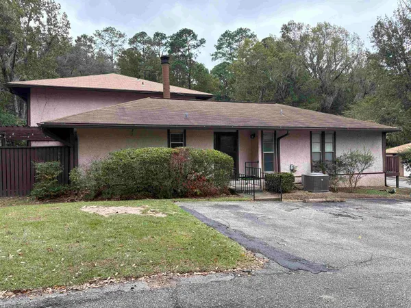 $135,000 | 301 Westwood Drive, Unit 301, Tallahassee, FL 32304