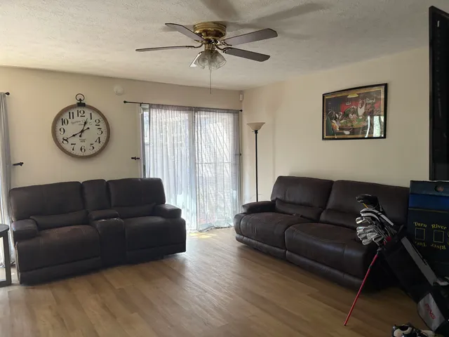 $140,000 | 301 Westwood Drive, Unit 301, Tallahassee, FL 32304