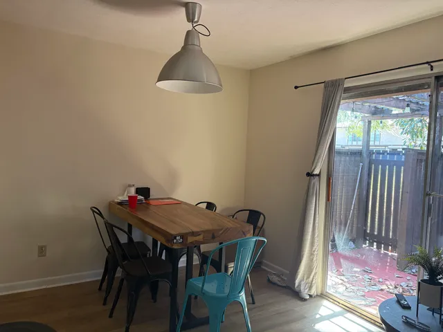 $140,000 | 301 Westwood Drive, Unit 301, Tallahassee, FL 32304