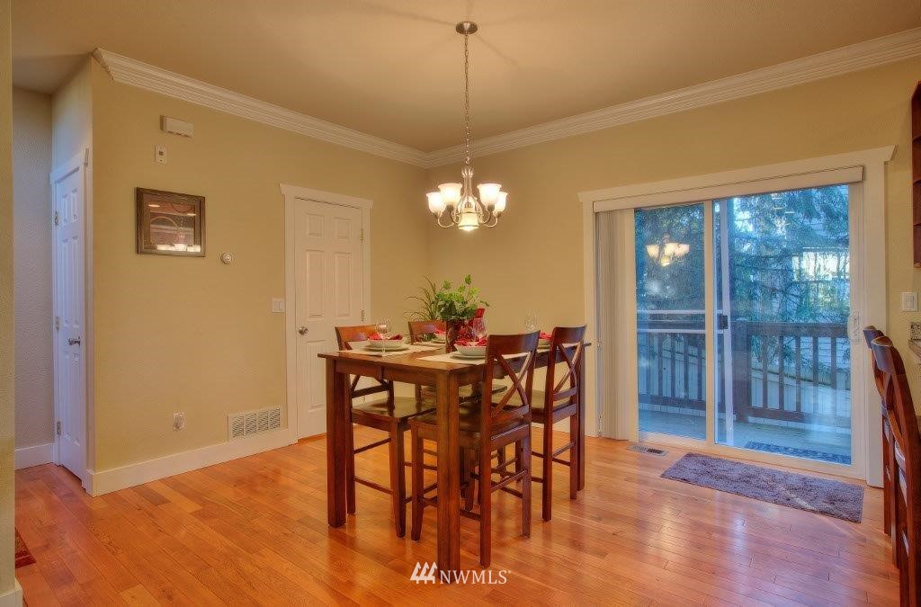 917 Aberdeen Avenue Northeast, Unit 6 Renton, WA 98056 - Photo 4 of 14 Gallery Image 4