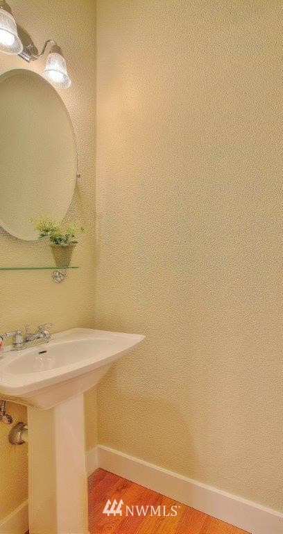 917 Aberdeen Avenue Northeast, Unit 6 Renton, WA 98056 - Photo 6 of 14 Gallery Image 6