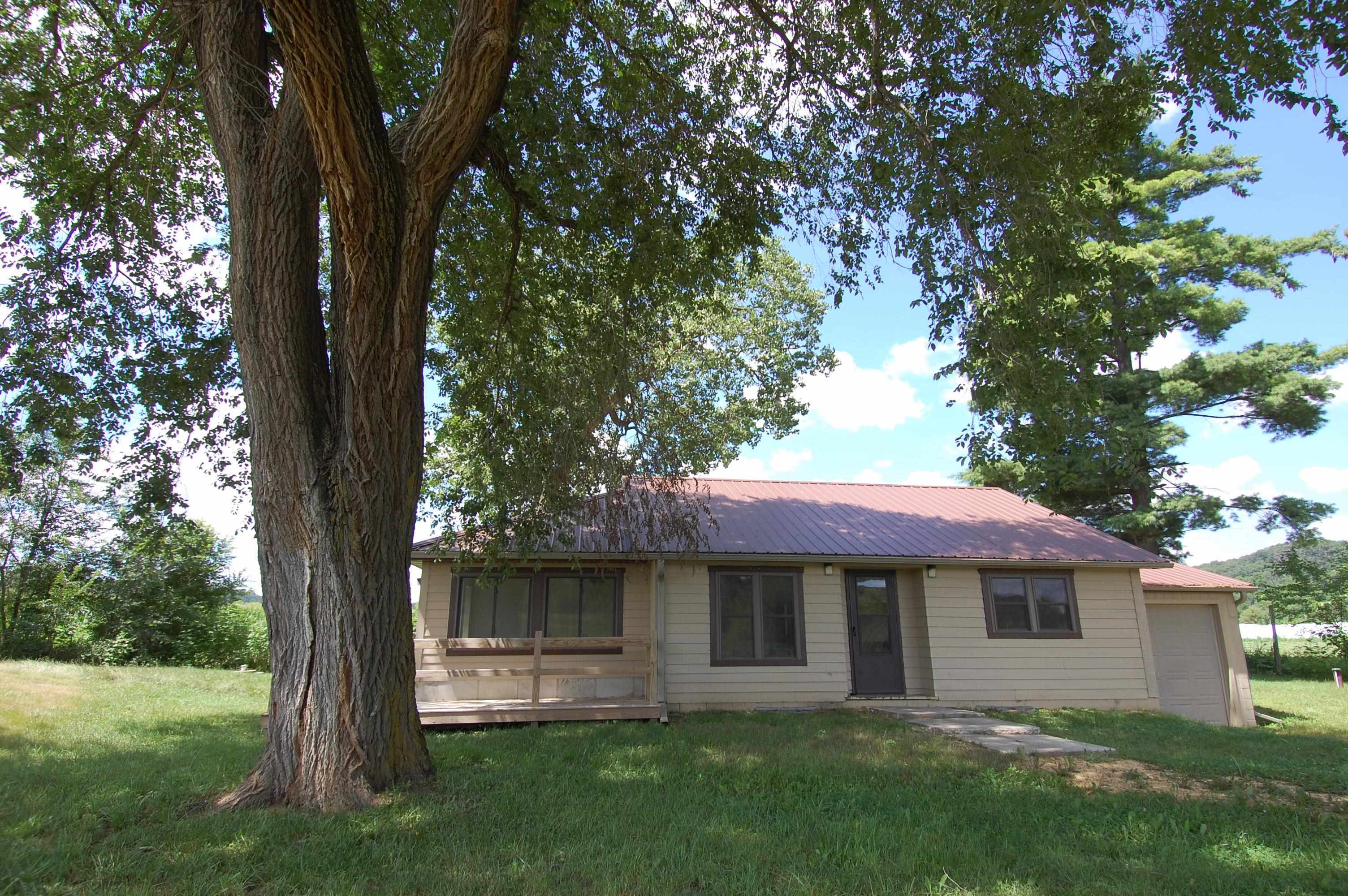6396 Highway 130 Avoca, WI 53506 - Photo 2 of 25 Gallery Image 2