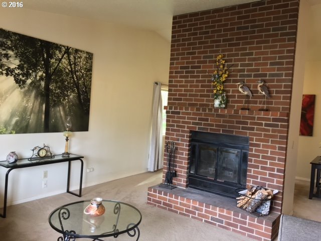13240 Southwest Barlow Road Beaverton, OR 97008 - Photo 9 of 10 Gallery Image 9
