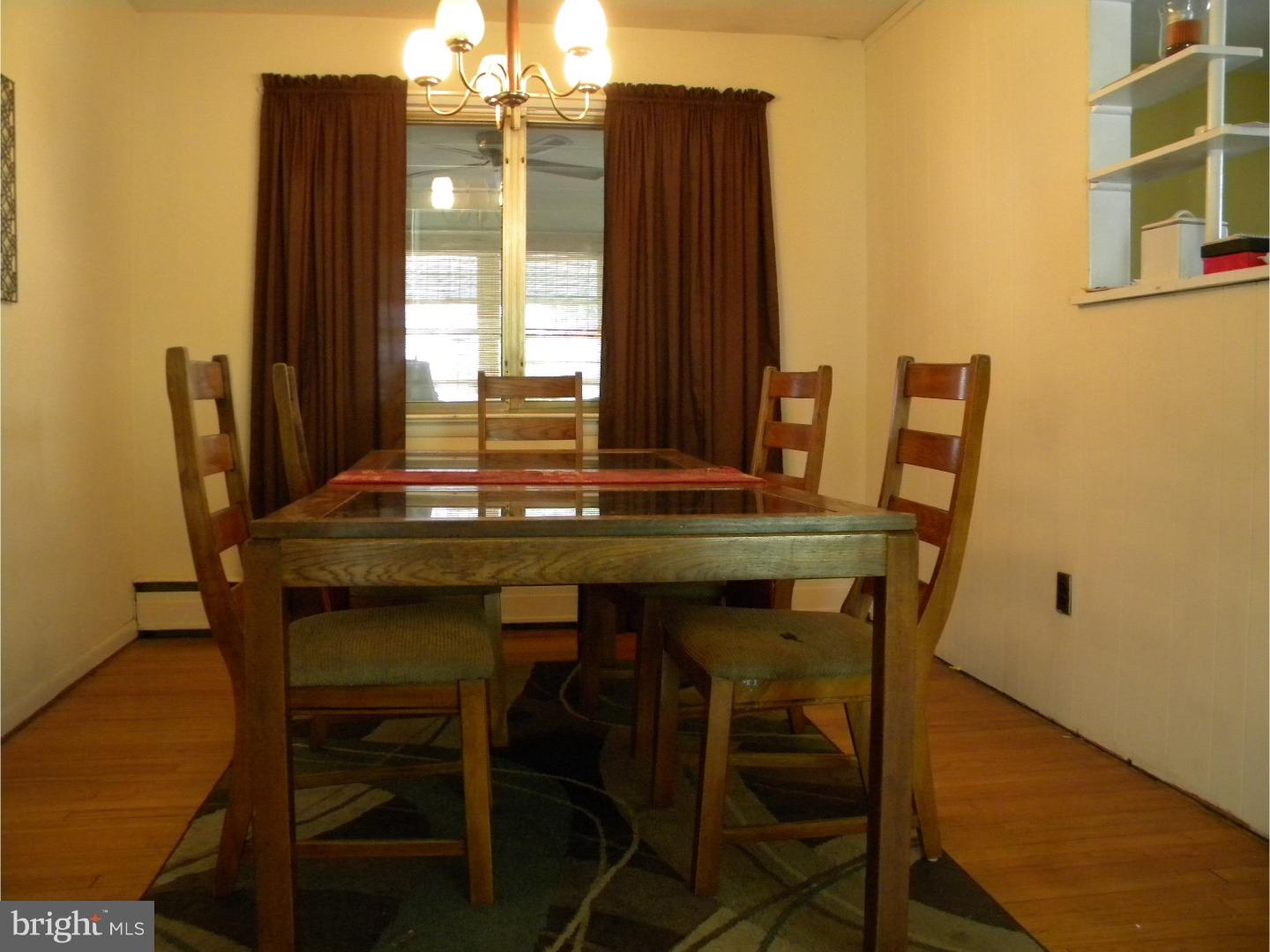40 Rutledge Avenue Ewing, NJ 08618 - Photo 5 of 24 Dining Room