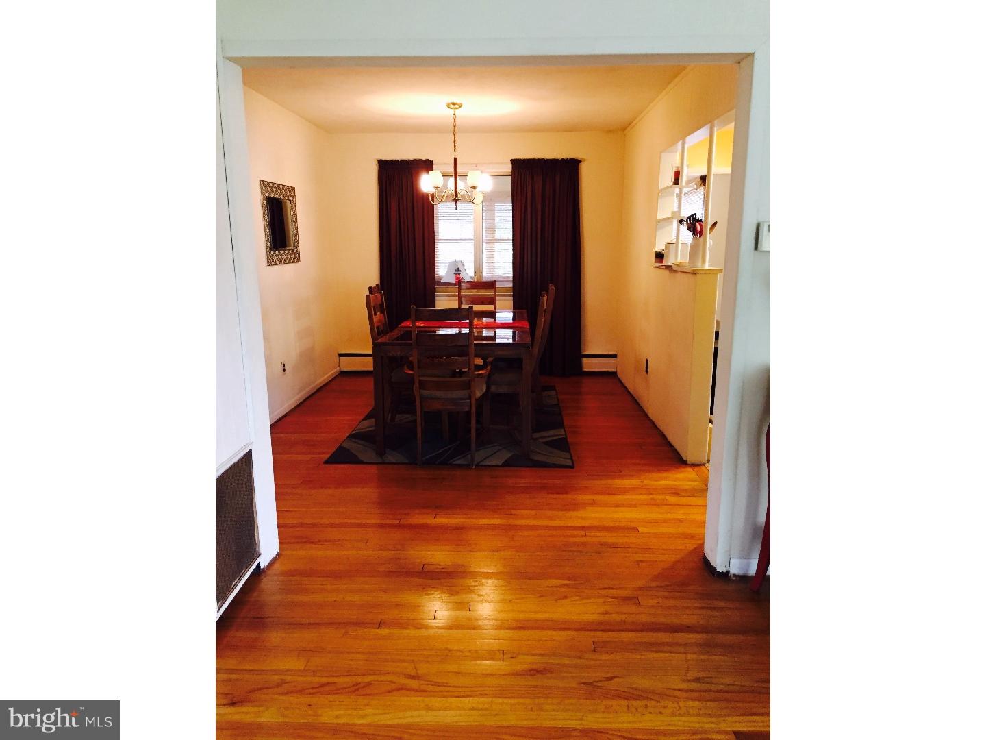40 Rutledge Avenue Ewing, NJ 08618 - Photo 6 of 24 Dining Room