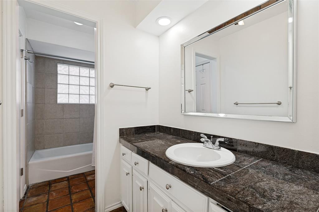 5045 Thunder Road Dallas, TX 75244 - Photo 18 of 22