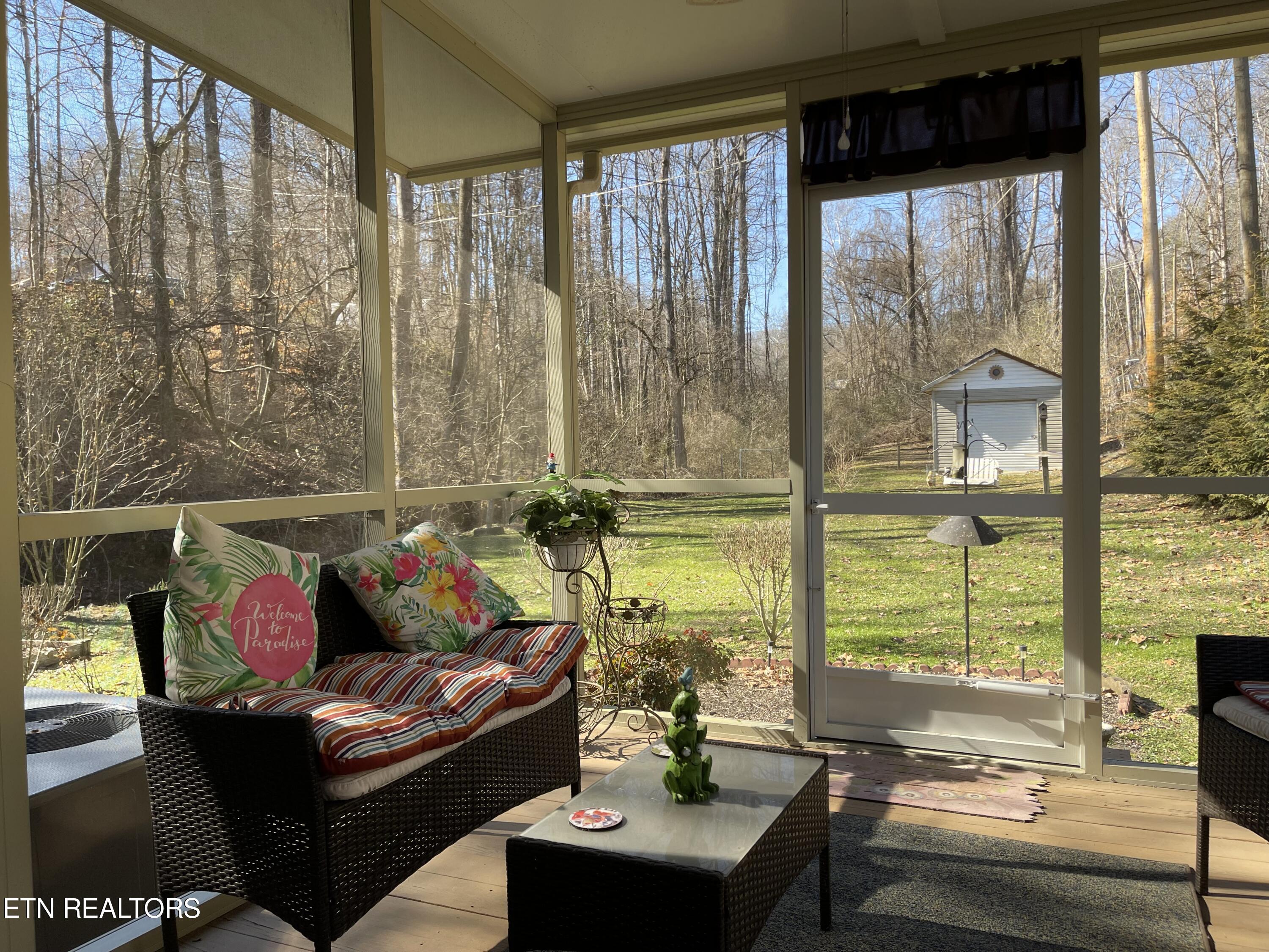 978 Pop Hollow Road Clinton, TN 37716 - Photo 30 of 40 IMG_4103