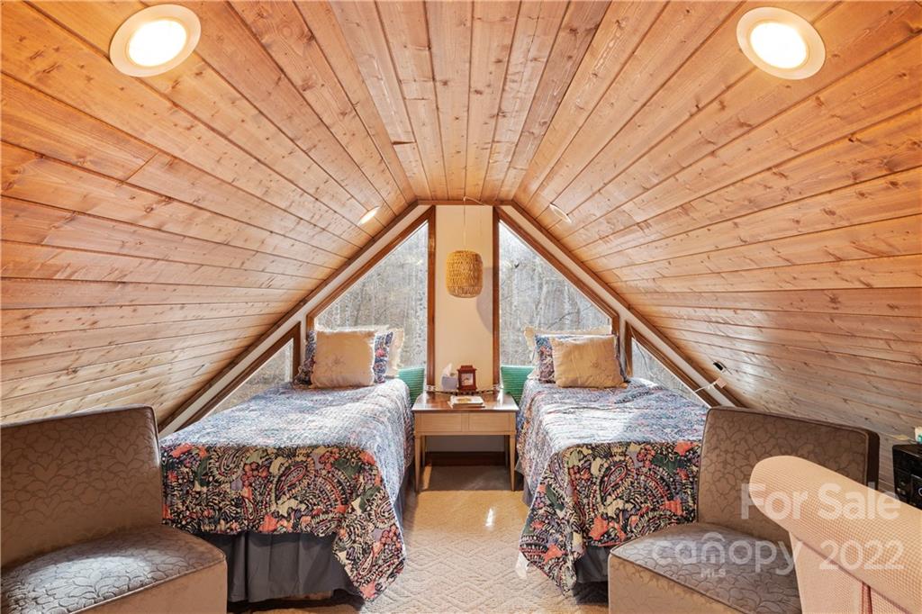 80 Lick Log Road Sylva, NC 28779 - Photo 8 of 25