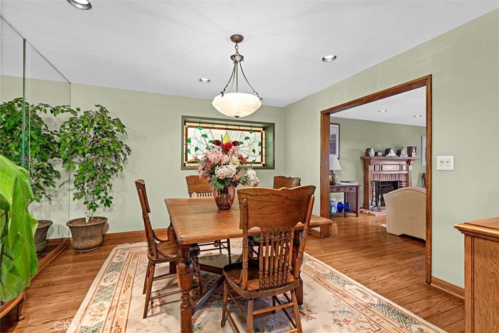 1746 Rudell Road Burbank, CA 91501 - Photo 17 of 41