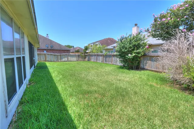 $2,100 | 8213 Midwest Circle, Corpus Christi, TX 78414