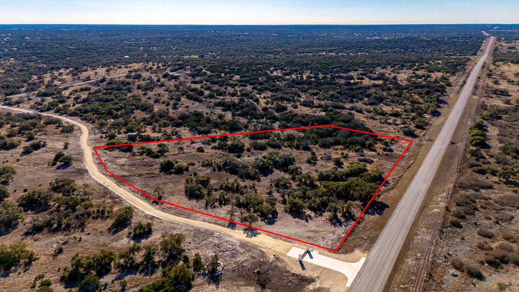 117 Hoffman Rd Mountain Mountain Home, TX 78058 - Photo 3 of 26