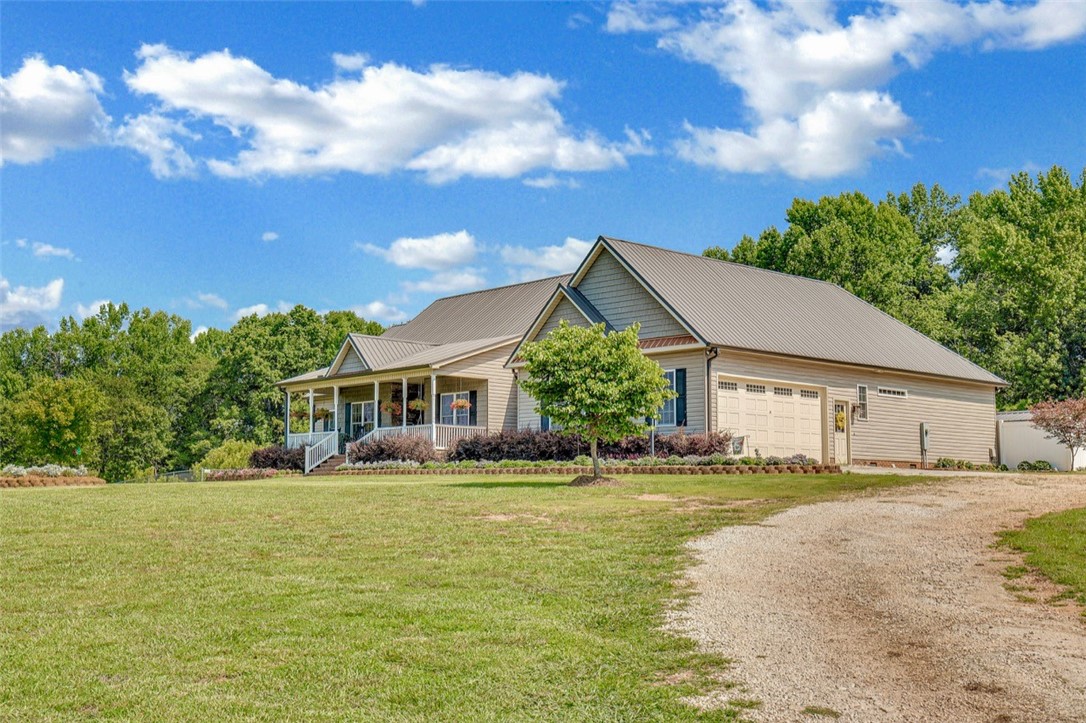 2045 Five Forks Road Pendleton, SC 29670 - Photo 4 of 47