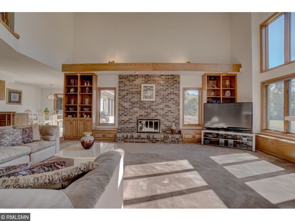 4 Red Barn Road North Oaks, MN 55127 - Photo 2 of 24 Gallery Image 2