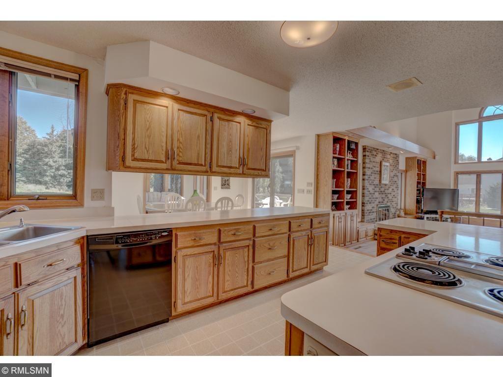 4 Red Barn Road North Oaks, MN 55127 - Photo 6 of 24 Gallery Image 6