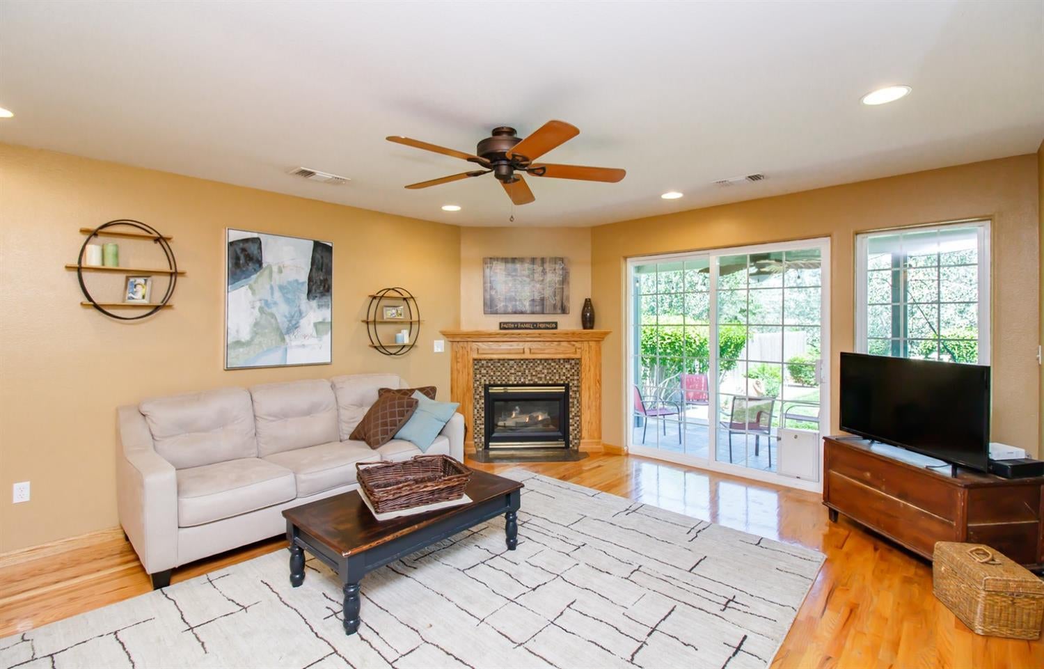 2847 Lone Pine Road Medford, OR 97504 - Photo 11 of 35 Additional Photo