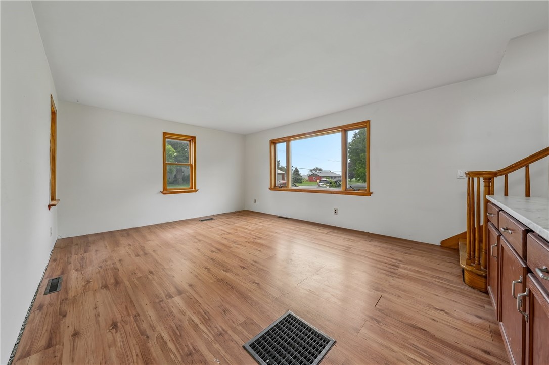 6328 Warboys Road Byron, NY 14422 - Photo 16 of 31 Diningroom
