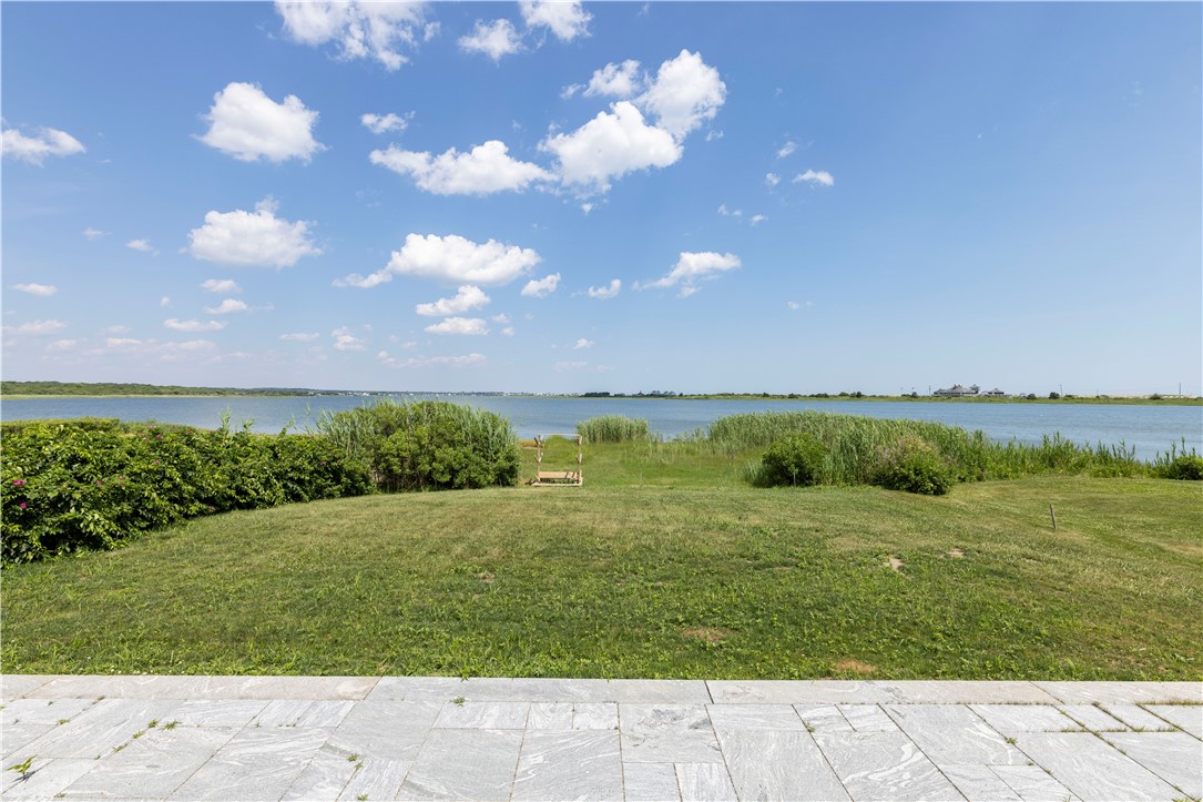 15 Rabbit Run Westerly, RI 02891 - Photo 4 of 33