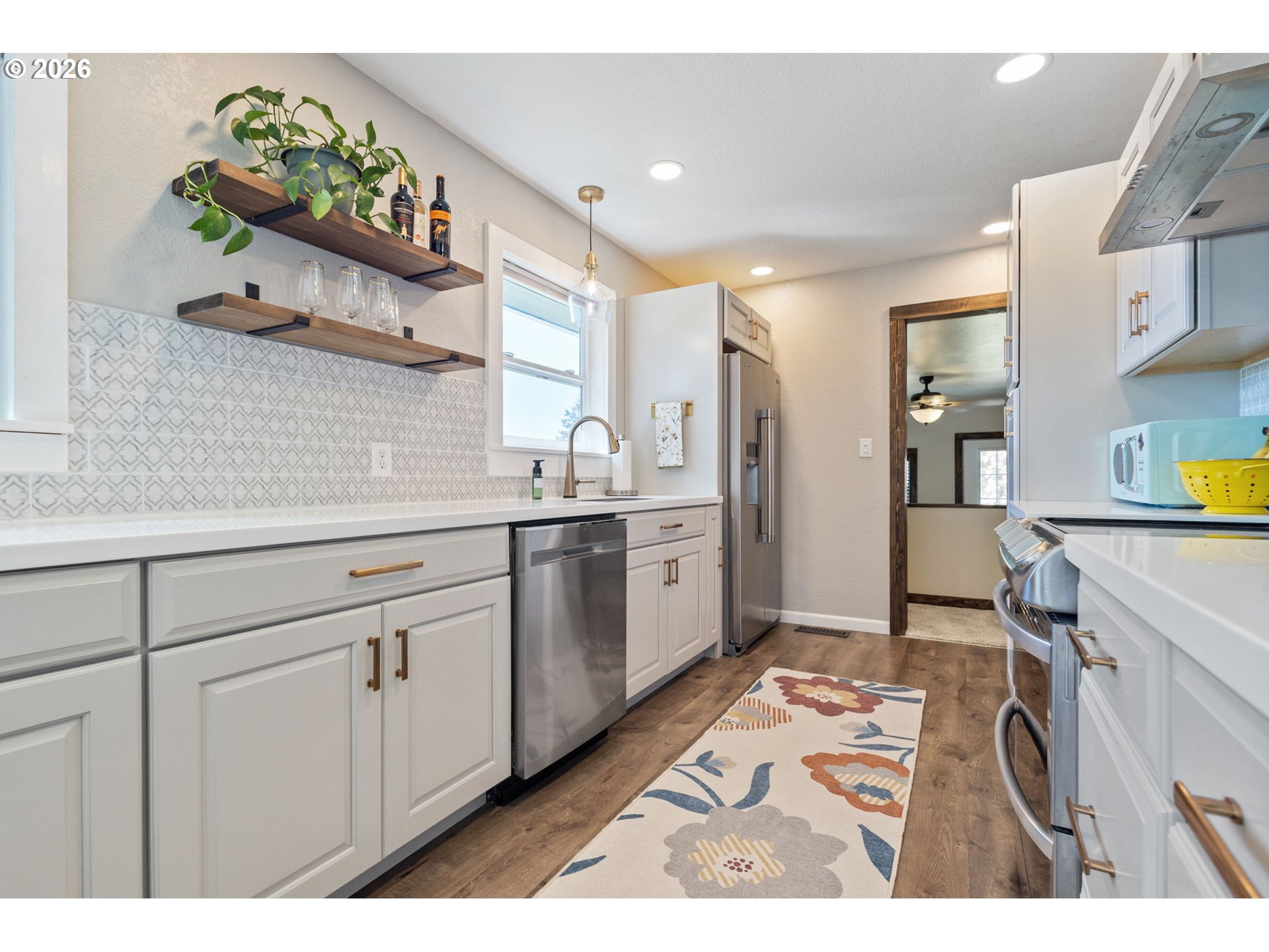 155 Grandview Terrace Longview, WA 98632 - Photo 13 of 48