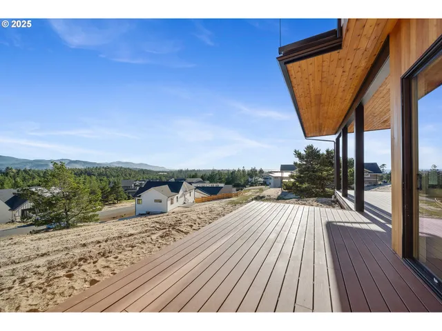 $1,769,000 | 456 Seaview Drive, Manzanita, OR 97130