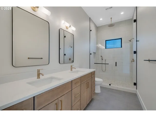 $1,769,000 | 456 Seaview Drive, Manzanita, OR 97130