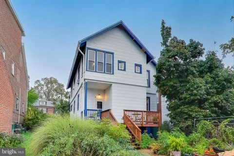 a picture of a bench in a building