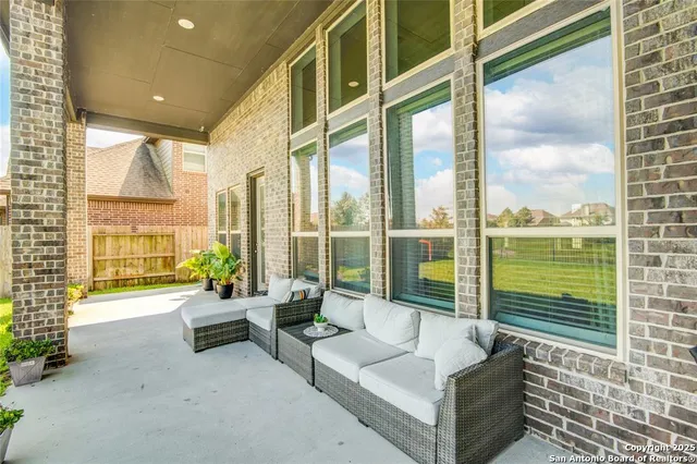 a picture of a wall with a white and white kitchen