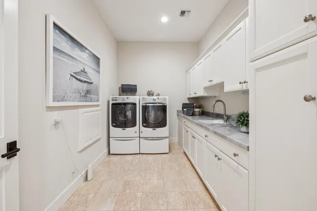 $5,788,000 | 289 Kings Court, San Carlos, CA 94070