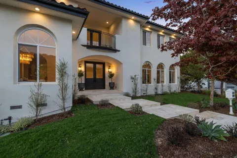 $5,788,000 | 289 Kings Court, San Carlos, CA 94070