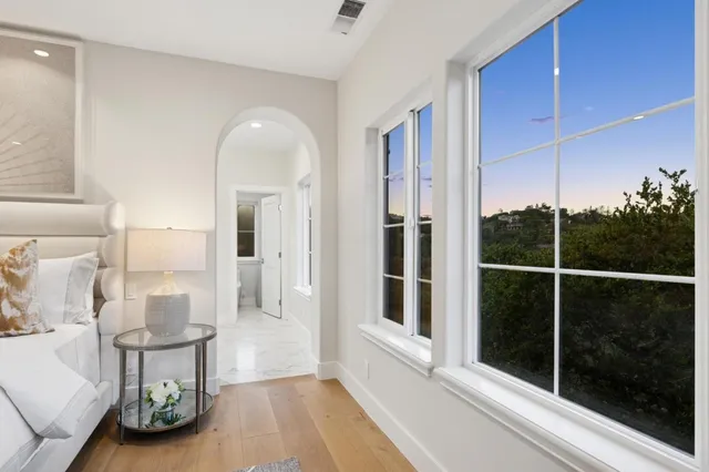 $5,788,000 | 289 Kings Court, San Carlos, CA 94070