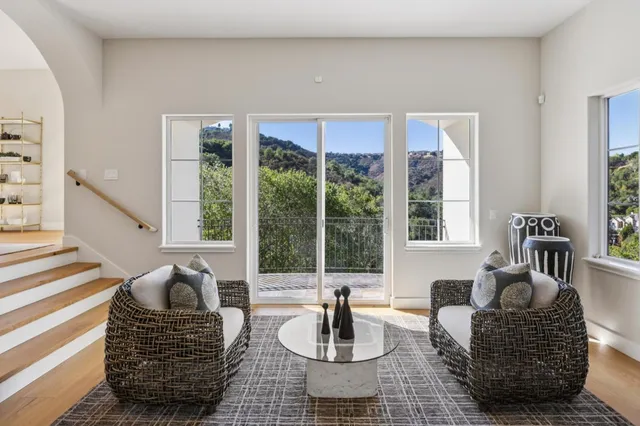 $5,788,000 | 289 Kings Court, San Carlos, CA 94070