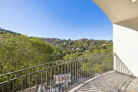 $5,788,000 | 289 Kings Court, San Carlos, CA 94070