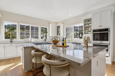 $5,788,000 | 289 Kings Court, San Carlos, CA 94070