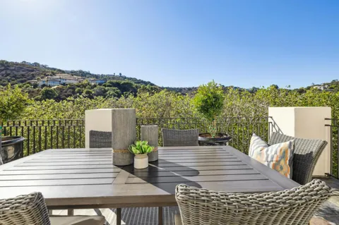 $5,788,000 | 289 Kings Court, San Carlos, CA 94070